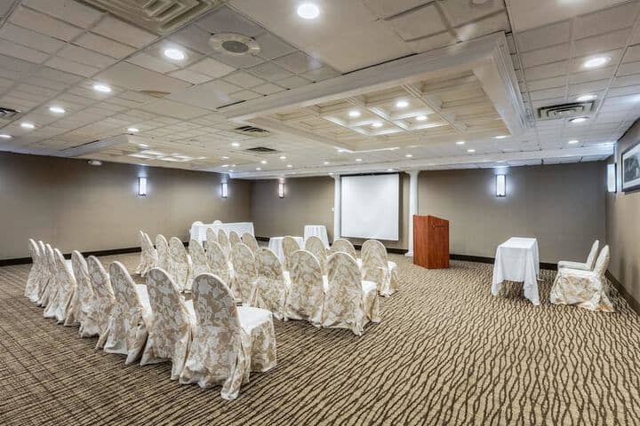 Meeting facility